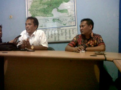 Siswa SD Dibawa ke Dukun, Ortu Adukan Oknum Guru ke Dewan Pendidikan Dan DPRD