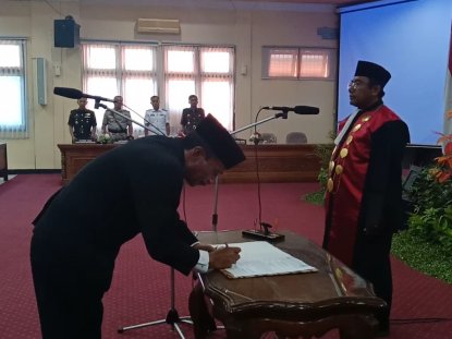 H. Hosyan Muhammad Resmi Gantikan Abdul Latif Amin, Sebagai Wakil Ketua DPRD Bangkalan.