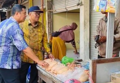 Tekan Fluktuasi Harga Sembako, Pemkab Bangkalan Gelar Operasi Pasar