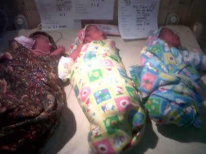 Ibu Lahirkan 3 Bayi Kembar