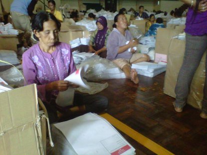 KPUD Bangkalan Kerahkan 500 Tenaga Pelipat